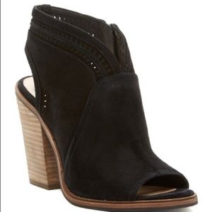 Vince Camuto Black Peep Toe Bootie sz. 8